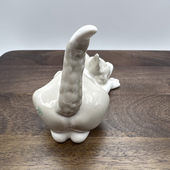 Llardo Cat Figurine Statute 5112 Attentive Playful Pouncing Kitten Retired Vtg - Picture 5 of 9